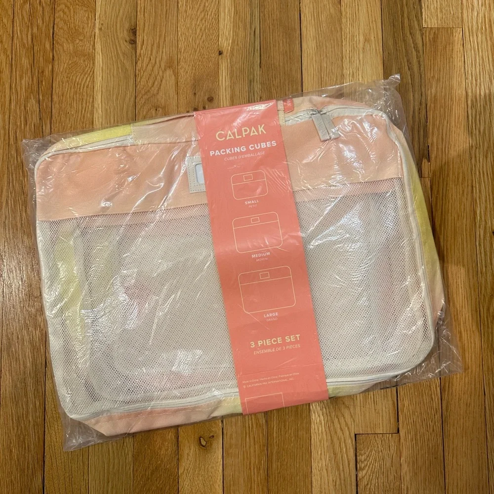 CALPAK Set of 3 Packing Cubes in Sorbet